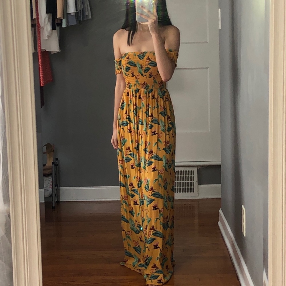 ❗️SOLD❗️forever21 floral maxi dress